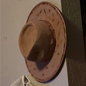 Pink flat distressed hat